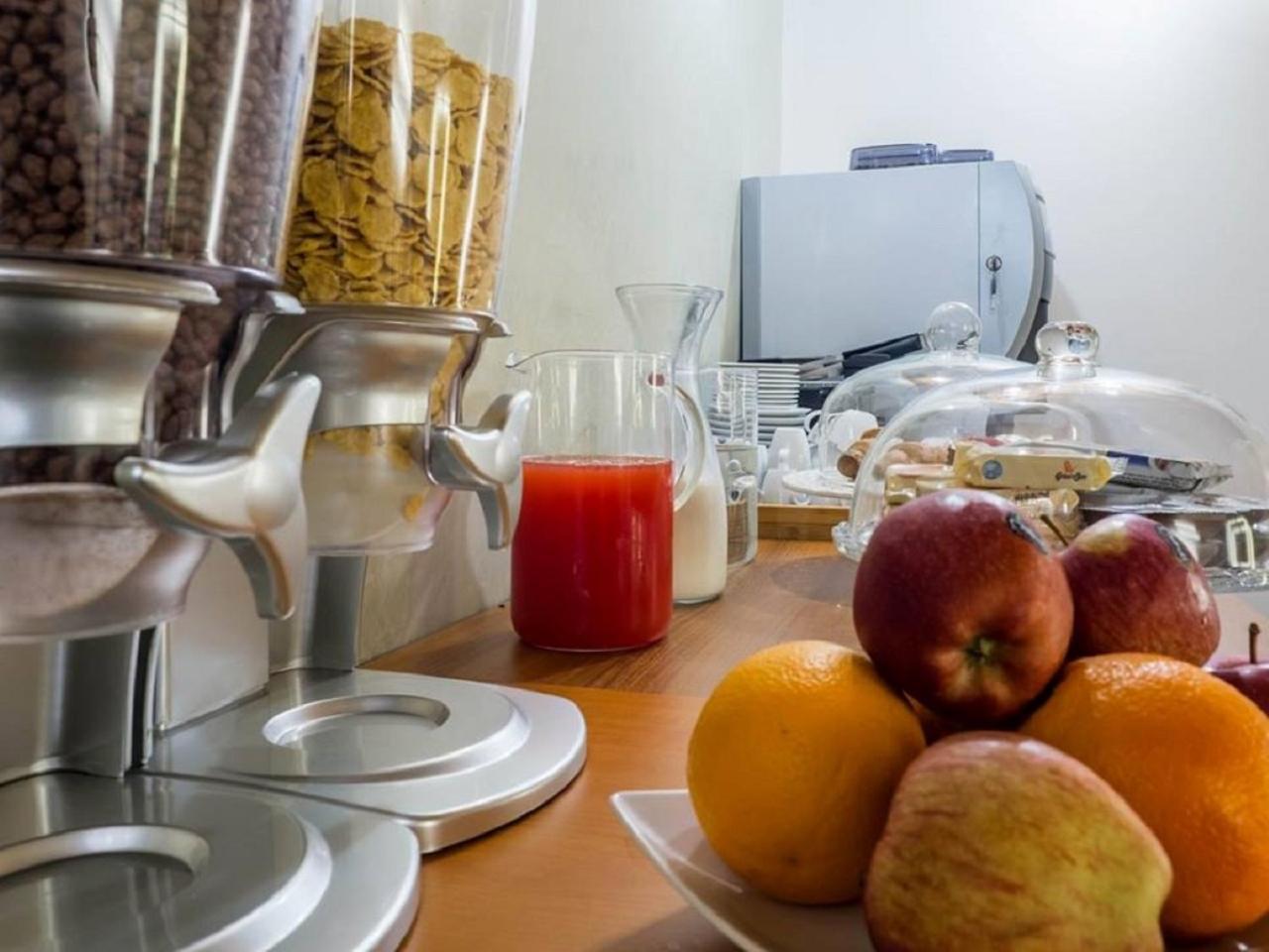 Relais Sistina Acomodação com café da manhã Roma Exterior foto