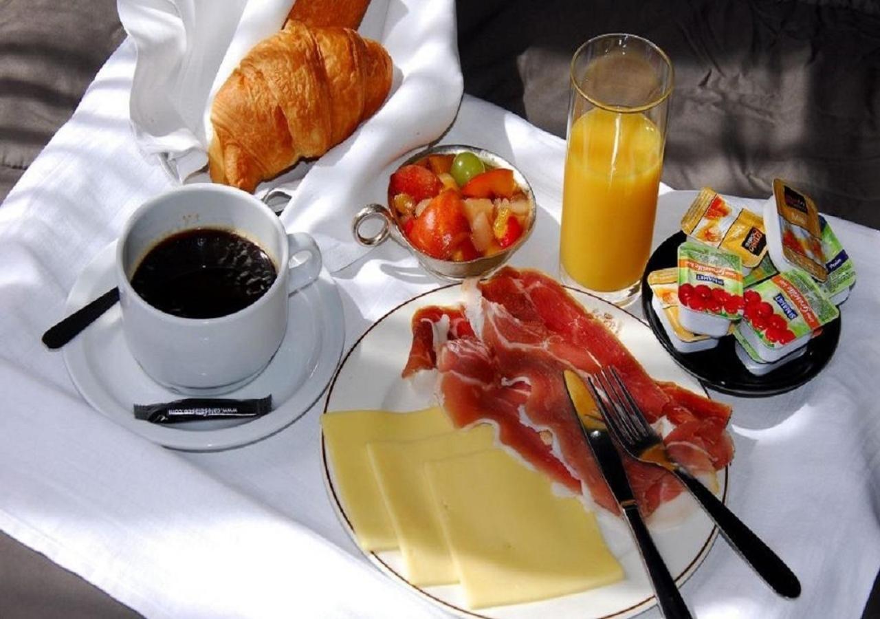 Relais Sistina Acomodação com café da manhã Roma Exterior foto